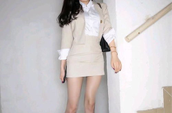 初中小姐姐连裤袜图片,初中小姐姐的连裤袜穿搭风采